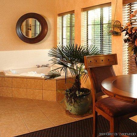 Inn On Barons Creek Fredericksburg Zimmer foto