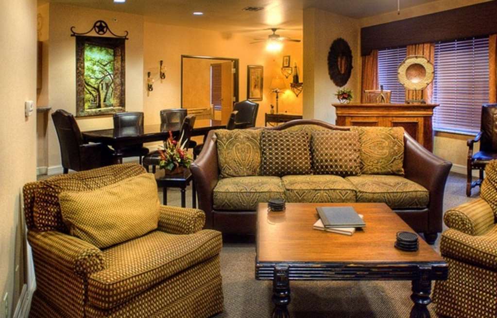 Inn On Barons Creek Fredericksburg Zimmer foto